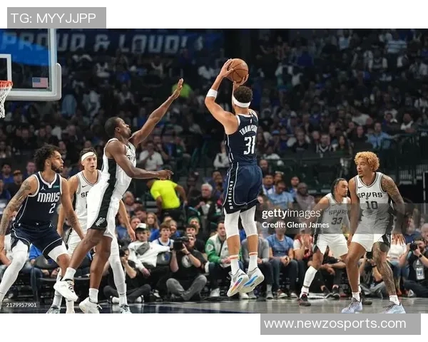 克莱在独行侠重塑自我摆脱过往辉煌的束缚与挑战