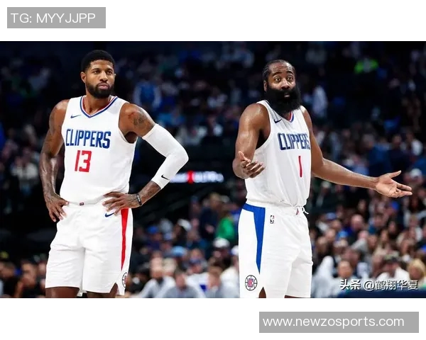 哈登绝杀三分遭打手心情低落却依然穿越人海温暖拥抱马克西母亲 哈登绝杀三分遭打手心情低落却依然穿越人海温暖拥抱马克西母亲