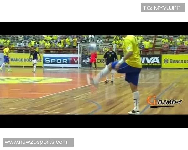 巴西街头偶遇前国脚艾克森身材依旧出众引发网友热议 巴西街头偶遇前国脚艾克森身材依旧出众引发网友热议