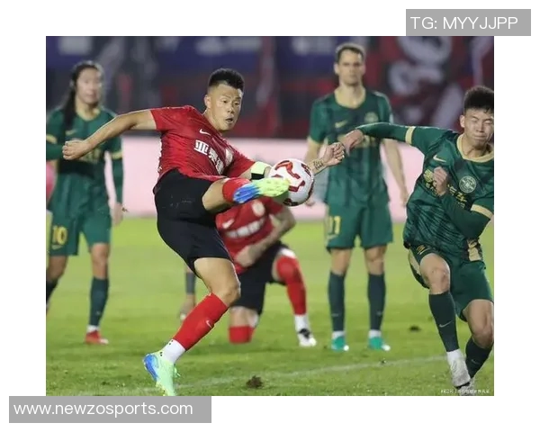 中超联赛进入白热化阶段剩余两轮正倒数球队仅差一分竞争激烈 中超联赛进入白热化阶段剩余两轮正倒数球队仅差一分竞争激烈